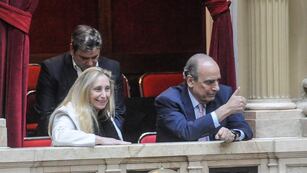 La secretaria general de la Presidencia, Karina Milei, y el jefe de Gabinete, Guillermo Francos (Foto: Federico López Claro)