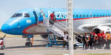 Recibimiento al plantel de River en San Luis