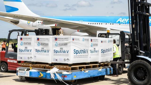 Este viernes llegan más vacunas Sputniv V desde Rusia (Aerolíneas Argentinas)