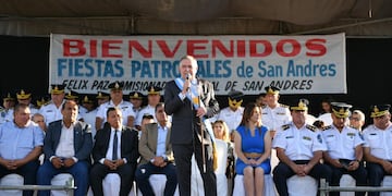 Jaldo participó en festejos por aniversario de San Andrés.