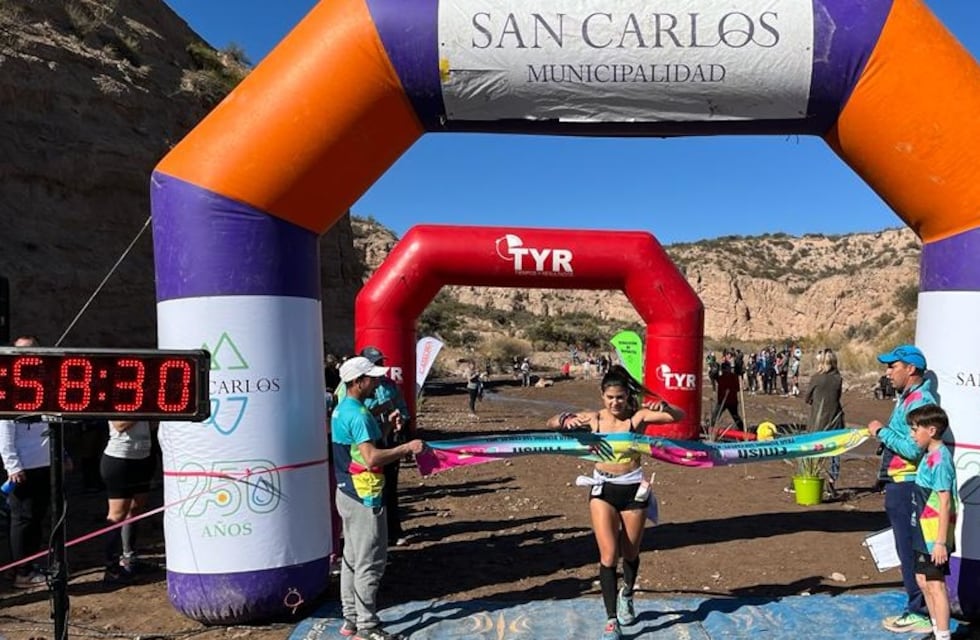 Alejandro Montenegro y Aldana Barzola, imparables en el Huayquerías Trail Running
