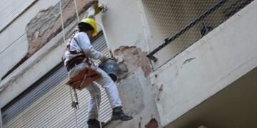 Accidente laboral en Posadas: un obrero de la construcción cayó desde un segundo piso. Archivo.