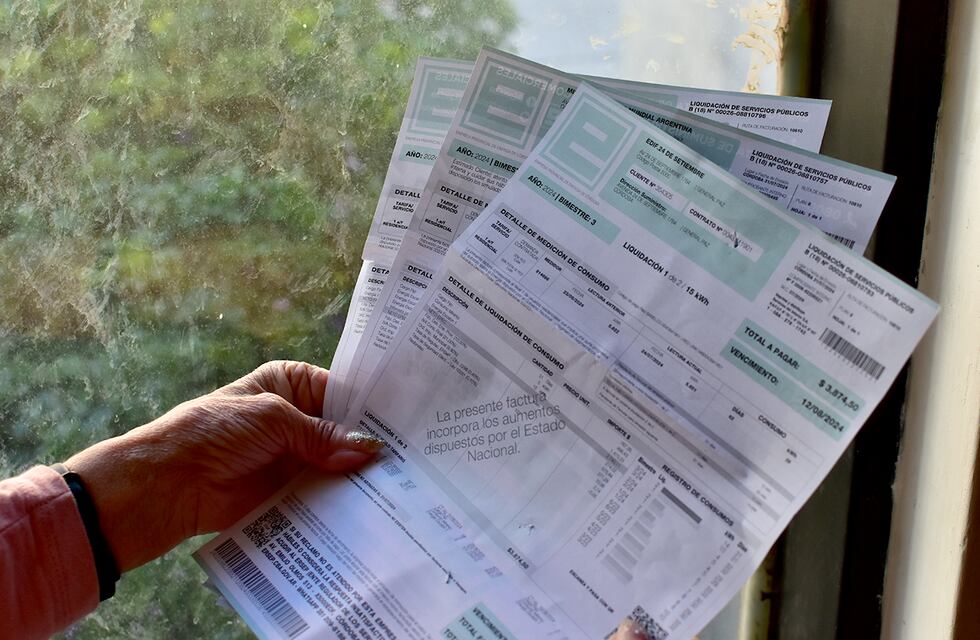 Imputaron a más de 10 empresas de servicios públicos de Córdoba: los motivos que dieron