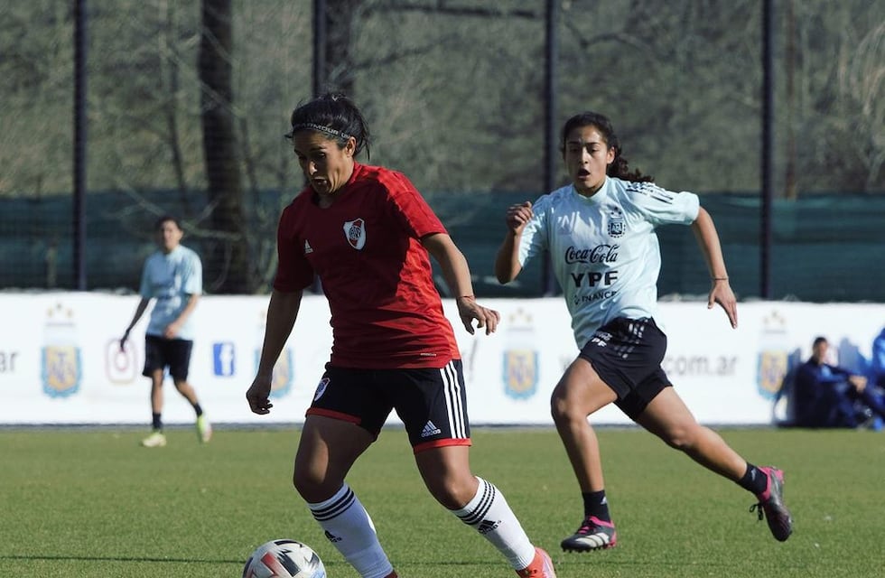 Para encuadrar: así fue el golazo de tiro libre que marcó la cordobesa Romina “Pepa” Gómez