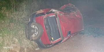 Hombre golpeó a su ex pareja y ocasionó un siniestro vial al arrojarse del vehículo en Oberá.