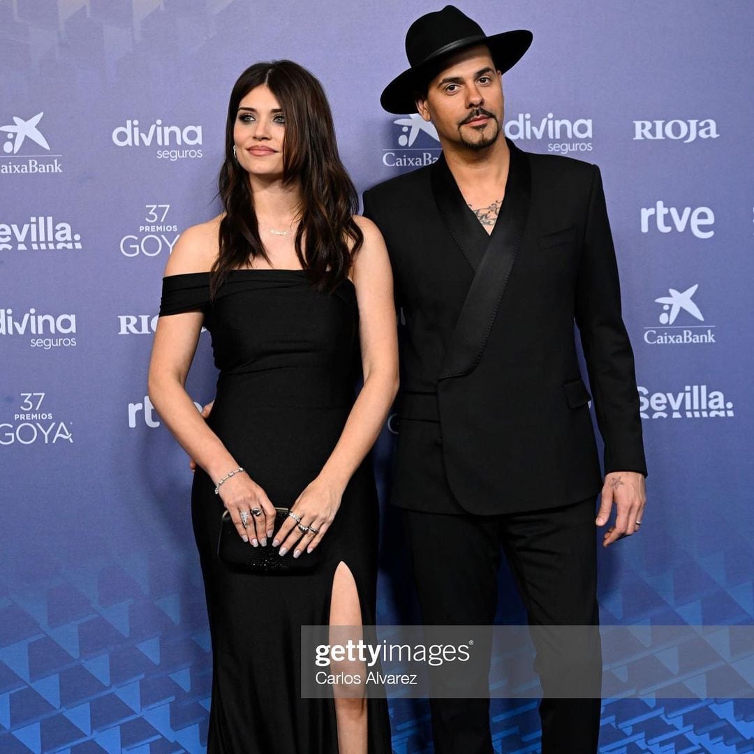 Eva de Dominici posó en la alfombra roja de los Premios Goya junto a su actual pareja, Eduardo Cruz