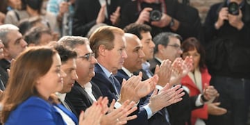 Bordet destacó las medidas anunciadas por Massa y llamó a la unión