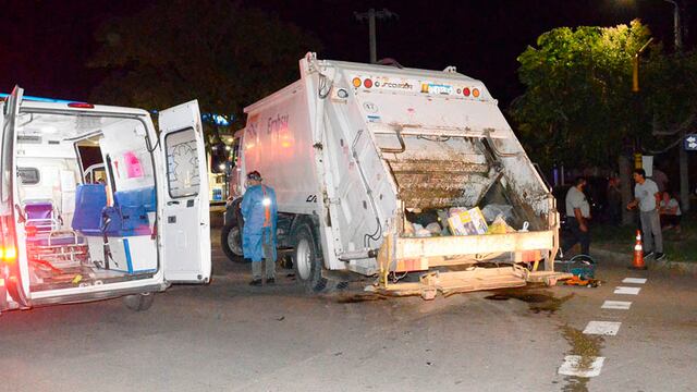 El camión recolector protagonista de uno de los accidentes fatales (El Diario)