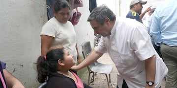 Mercedes Cisneros describió los problemas de salud que atraviesa su hija desde el nacimiento y aseguró que aguarda apoyo para encarar el tratamiento y una futura cirugía.