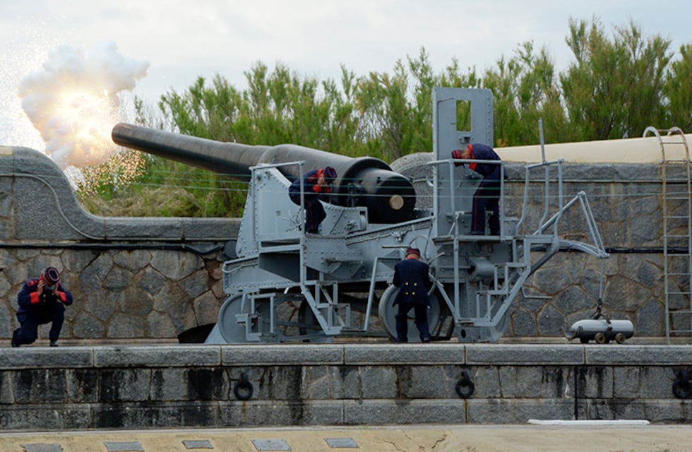 Jornada de puertas abiertas en Base Baterías