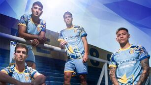 Rosario Central presentó su nueva camiseta.