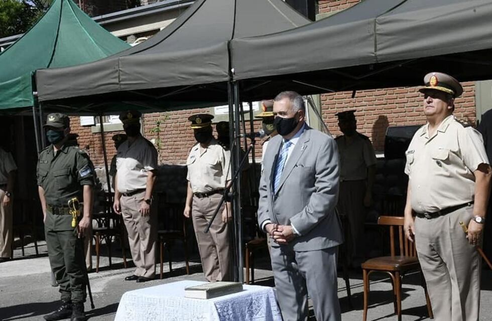 Jaldo presidió el acto de asunción del nuevo jefe de Gendarmería en Tucumán