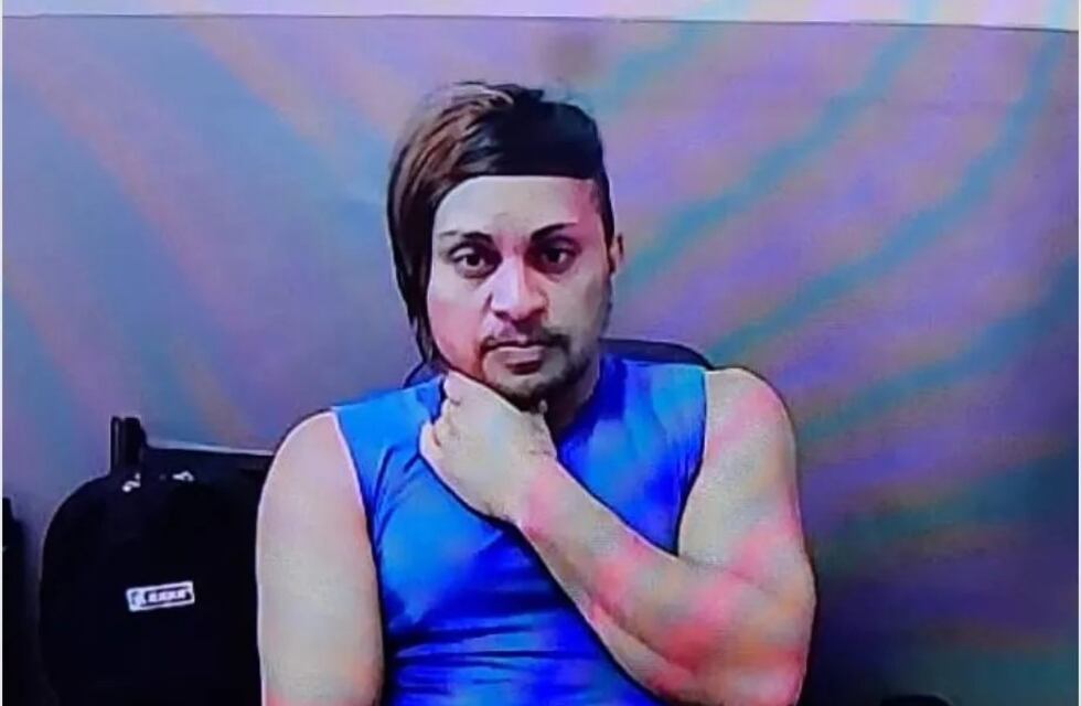 Violento golpeó brutalmente a su pareja y la ató con alambre a la cama