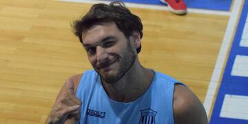 El puntaltense Juan Ignacio Bellozas comenzó de gran forma la Liga Federal de Básquet.