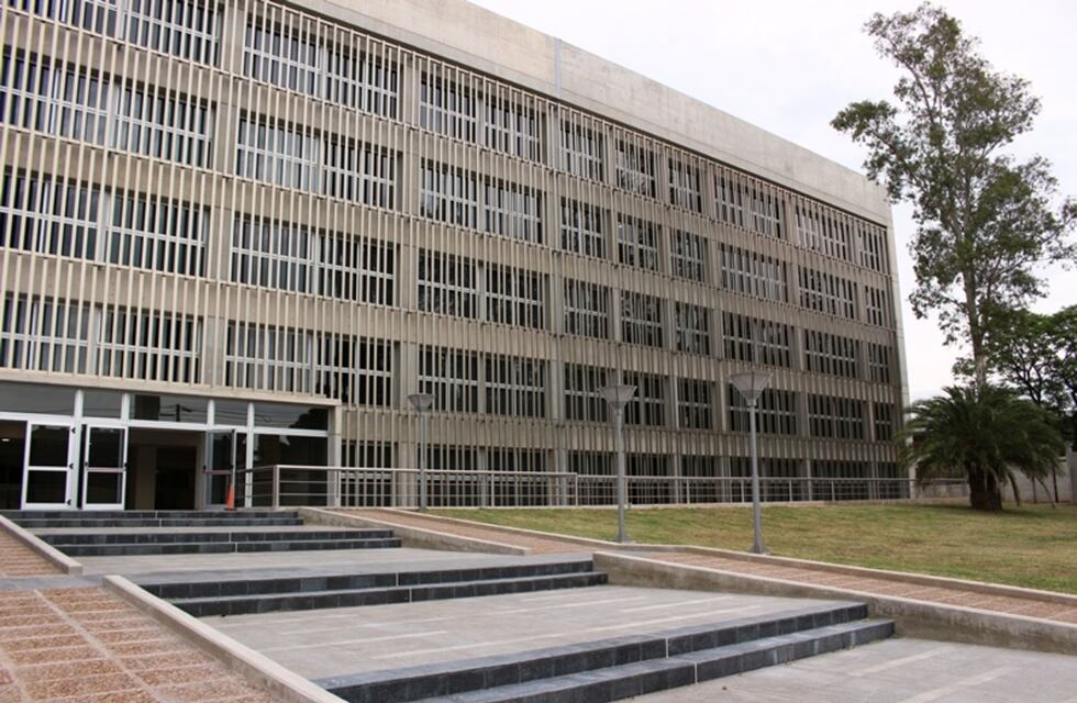 Ordenan indemnizar a una  mujer que recibió amenazas de un directivo