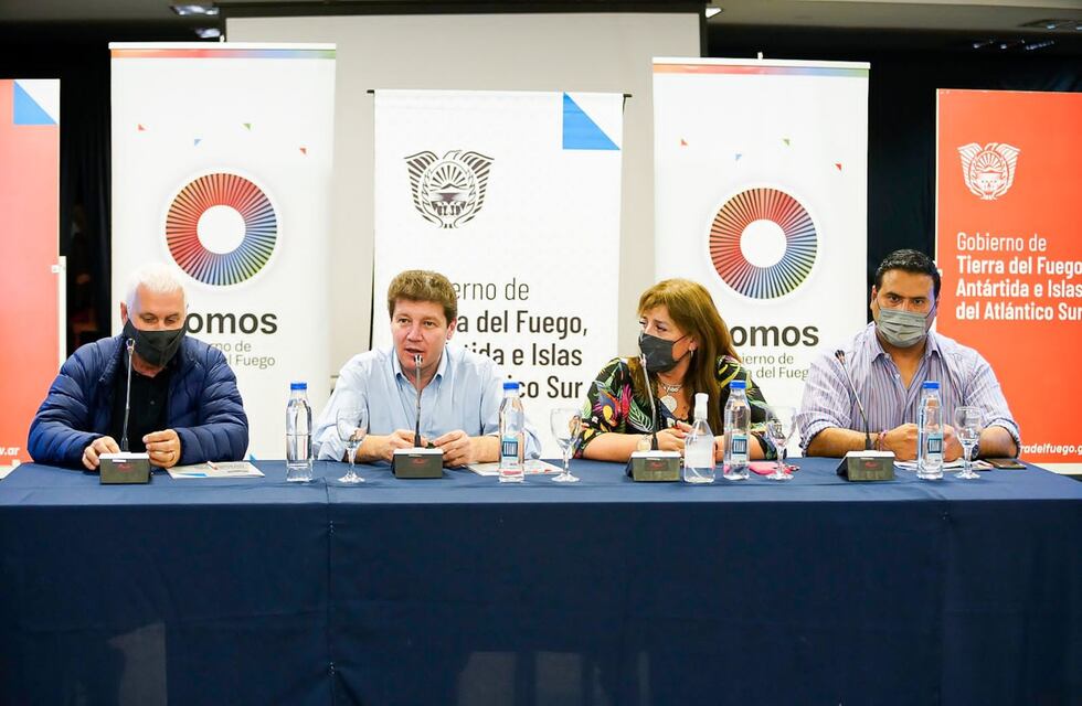 Río Grande: Se firmó el contrato para la construcción de una nueva planta cloacal