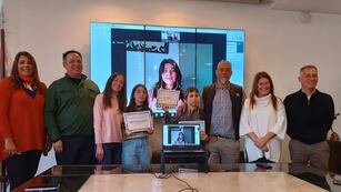 Una joven de Carlos Paz fue premiada por la creación de una app que detecta incendios forestarles: junto a su equipo viajaran a Silicon Valley