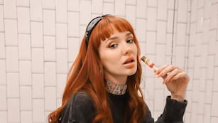 “Vos querés cog...”: el perfume de $600 mil que debe usar un hombre para enamorar a La Joaqui.