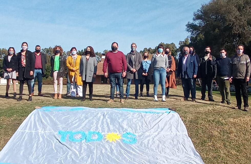 El Frente de Todos presentó a sus candidatos
