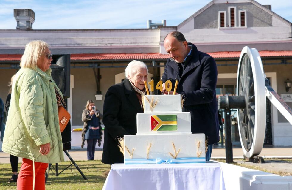 Se llevó a cabo el Acto Oficial por los 140 años de Tres Arroyos