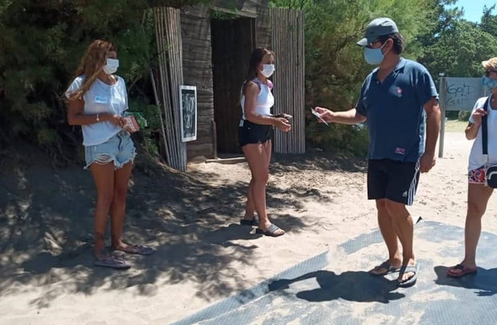 La Posta Sanitaria realiza tareas de prevención en Pehuen Co