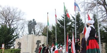 Acto oficial por el Día del Inmigrante