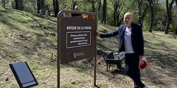 Villa Carlos Paz homenajea a Florian Czarnyszewicz con la visita de su biógrafo