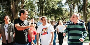Autoridades visitaron las nuevas obras del Jardín Botánico. Entre ellos, Oscar Herrera Ahuad (gobernador Misiones) y Leonardo Stelatto (intendente Posadas)