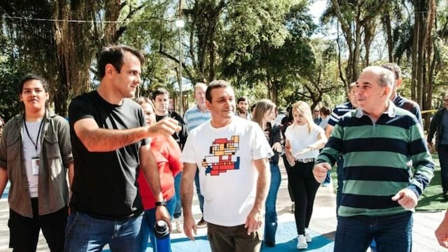 Autoridades visitaron las nuevas obras del Jardín Botánico. Entre ellos, Oscar Herrera Ahuad (gobernador Misiones) y Leonardo Stelatto (intendente Posadas)