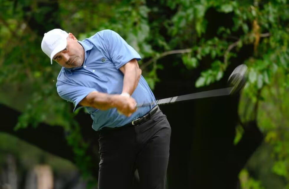 El Pato Cabrera volvió a jugar al golf después de estar 32 meses en la cárcel