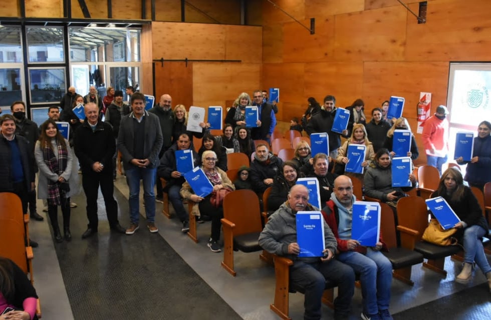 Casa Propia: la provincia licitó las obras para construir 65 viviendas en Pérez