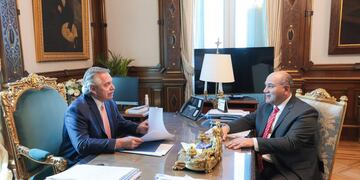 El Gobierno decidió que los empleados públicos trabajen a distancia para ahorrar energía en medio de la ola de calor que se espera para el país