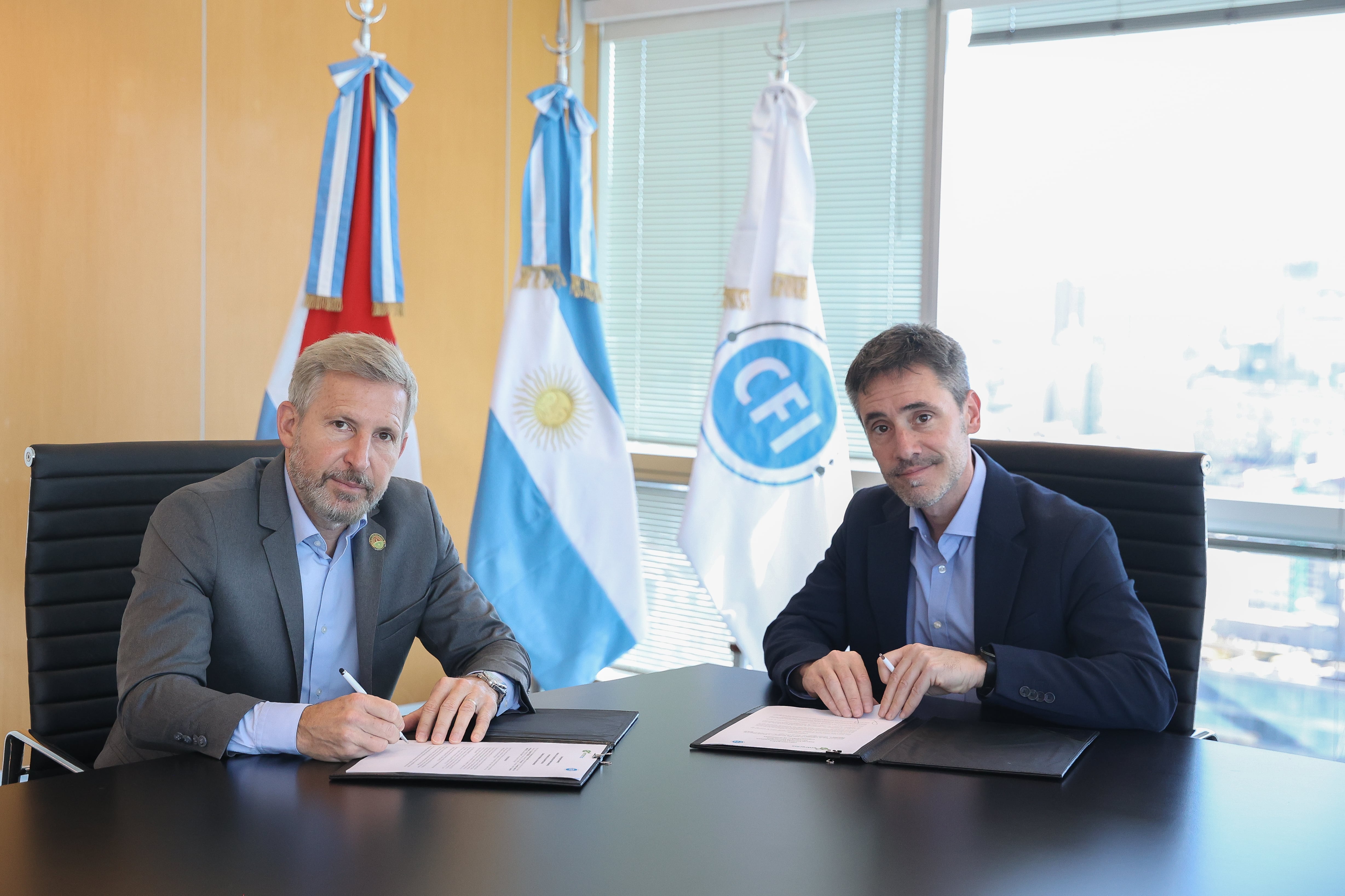 Rogelio Frigerio, y el secretario general del Consejo Federal de Inversiones (CFI), Ignacio Lamothe