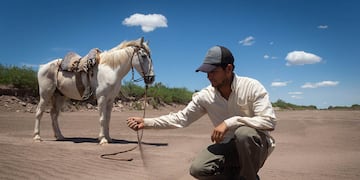 Foto: Ignacio Blanco / Los Andes
Crisis Hidrica, Sequia , puestero gaucho chivo desierto