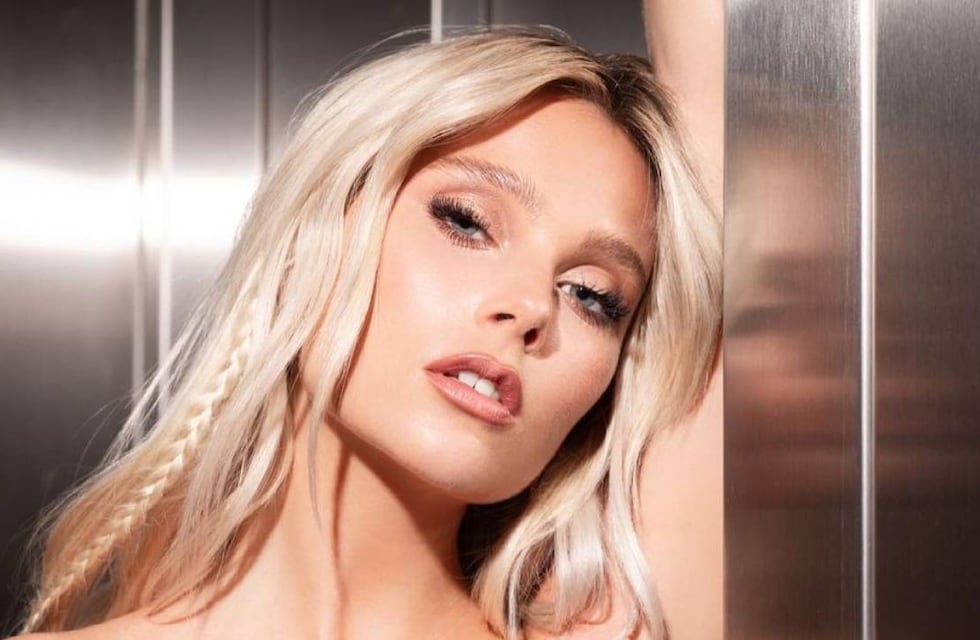 Valentina Zenere, la actriz argentina de “Élite”, posó a puro brillos y transparencias