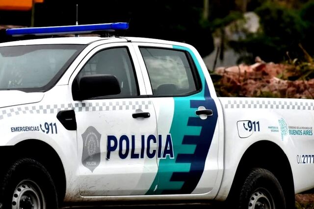 Policía