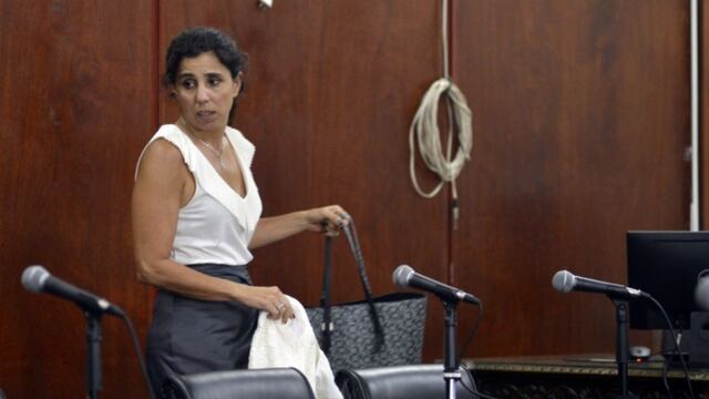 La fiscal Victoria Huergo simuló ahorcarse en plena audiencia para probar que María Luján Alva fue asesinada.