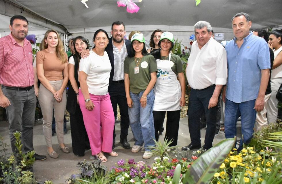 Apertura de la 20º Fiesta Provincial de la Flor en Monteros