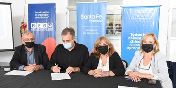 Firmaron convenios por la Movilidad Educativa Rural