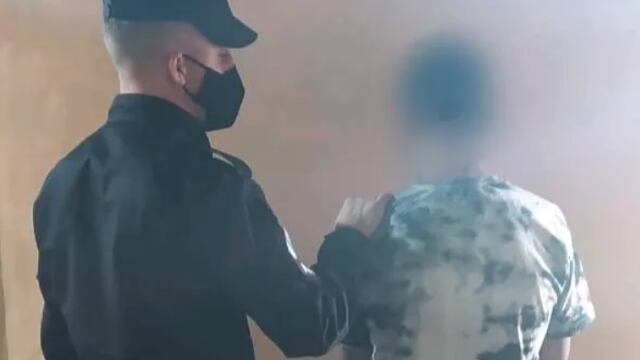 Le amputó dos dedos a su vecino en una pelea