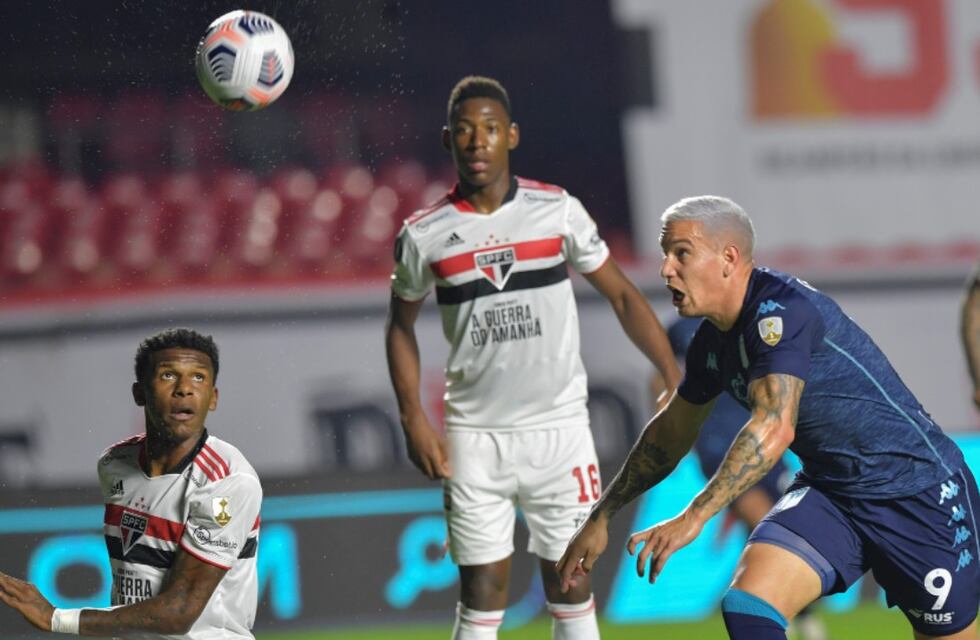 Copa Libertadores: Racing se trajo un valioso 1-1 de su visita al San Pablo
