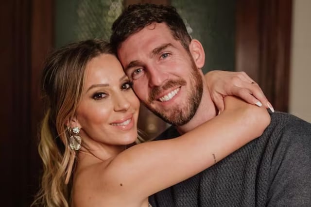 Noelia Marzol junto a Ramiro Arias.