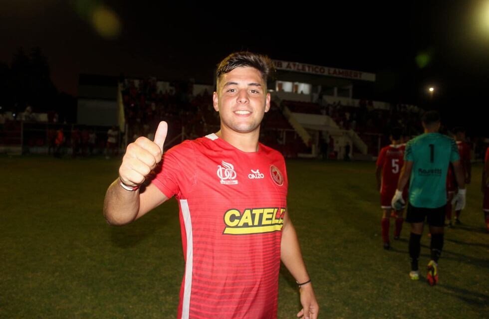 Con gol de Pedro Sabino, Lambert de Monte Maíz ganó en la ida de los cuartos de final del Provincial