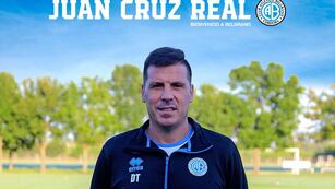 Juan Cruz Real fue anunciado por Belgrano como reemplazo de Guillermo Farré.