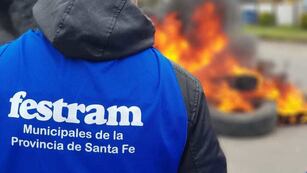 Los trabajadores municipales acordaron un aumento salarial del 35%.