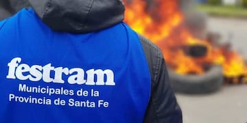 Los trabajadores municipales acordaron un aumento salarial del 35%.