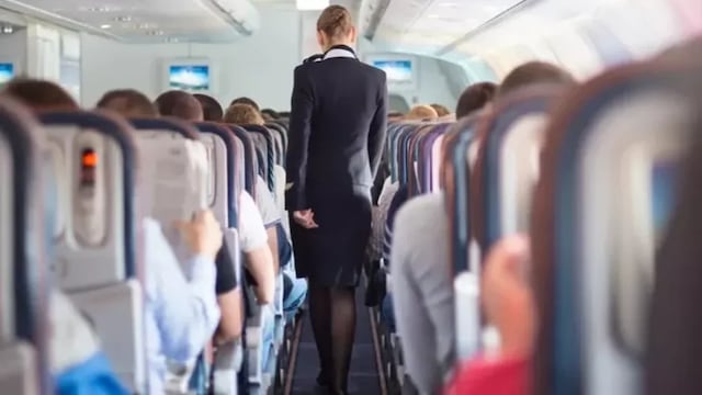 Denunciaron a un pasajero por abusar de una azafata justo cuando estaban por despegar.