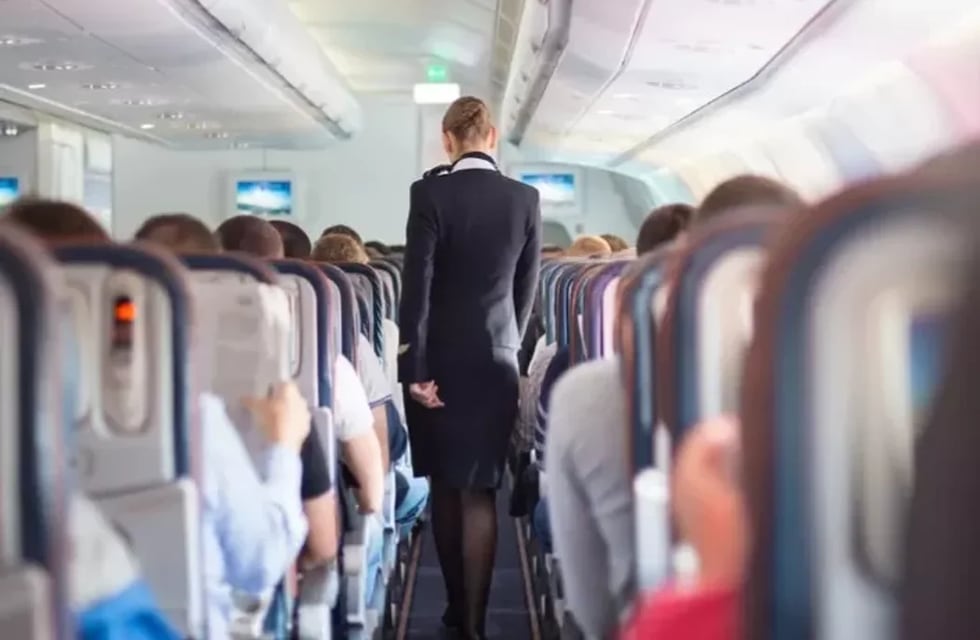 Detuvieron a un pasajero por abusar sexualmente de una azafata justo cuando estaban por despegar