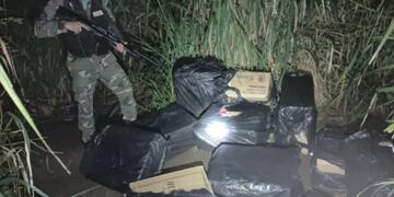 Eldorado: Prefectura Naval secuestró contrabando de cigarrillos.