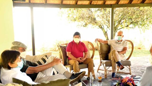 El vicegobernador y el ministro de Salud, se reunieron el viernes con representantes de un laboratorio internacional y referentes de laboratorios nacionales para tratar el proyecto.